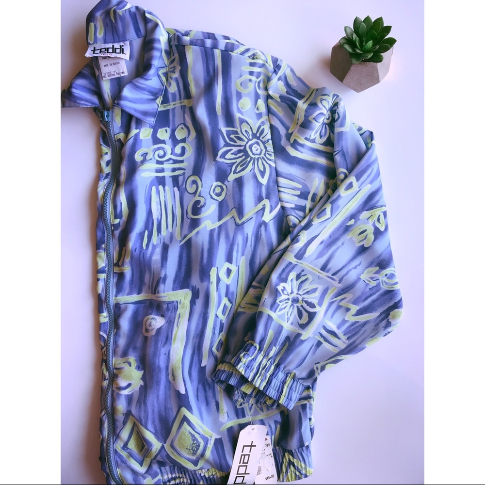 (New with tags) Teddi petite Floral jacket